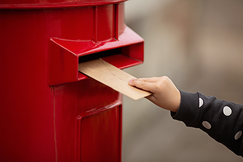 Illustration of sending a complaint letter